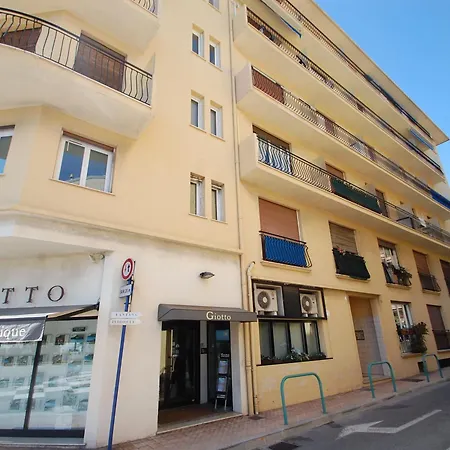 Moderne Climatise, Balcon Et Vue Apartment Menton