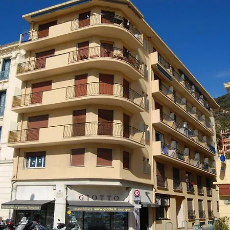 Moderne Avec Balcon, Climatisation Et Wifi - Fr-1-196-214 Menton