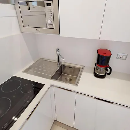 Moderne Climatise, Balcon Et Vue Apartment Menton