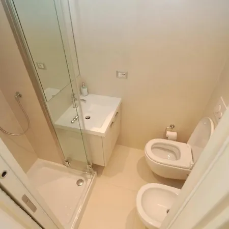Moderne Avec Balcon, Climatisation Et Wifi - Fr-1-196-214