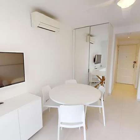 Moderne Climatise, Balcon Et Vue - Fr-1-196-214